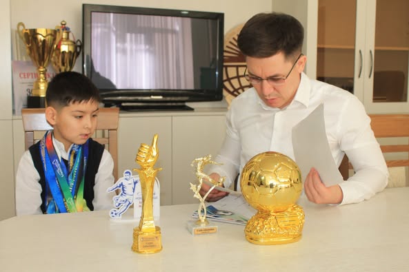 ЖЕҢІМПАЗДАРЫМЫЗДЫ ҚҰТТЫҚТАЙМЫЗ!