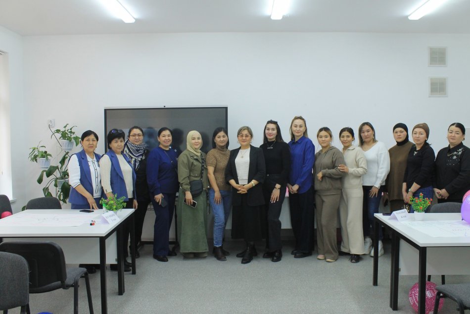 «Баланың өзінің және  басқа адамдардың сезімін түсінуге үйрету»атты тәрбиелік іс-шара өтті.