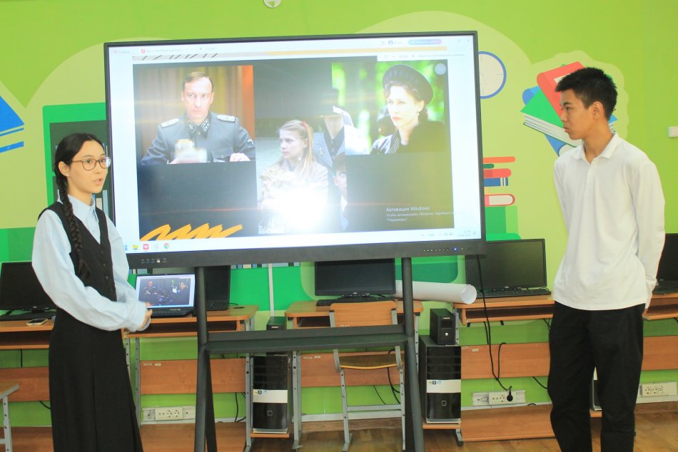 "Book trailer" жобасы аясында 8,9 -сынып оқушыларының қатысуымен өткен іс-шара ерекше әсер қалдырды.