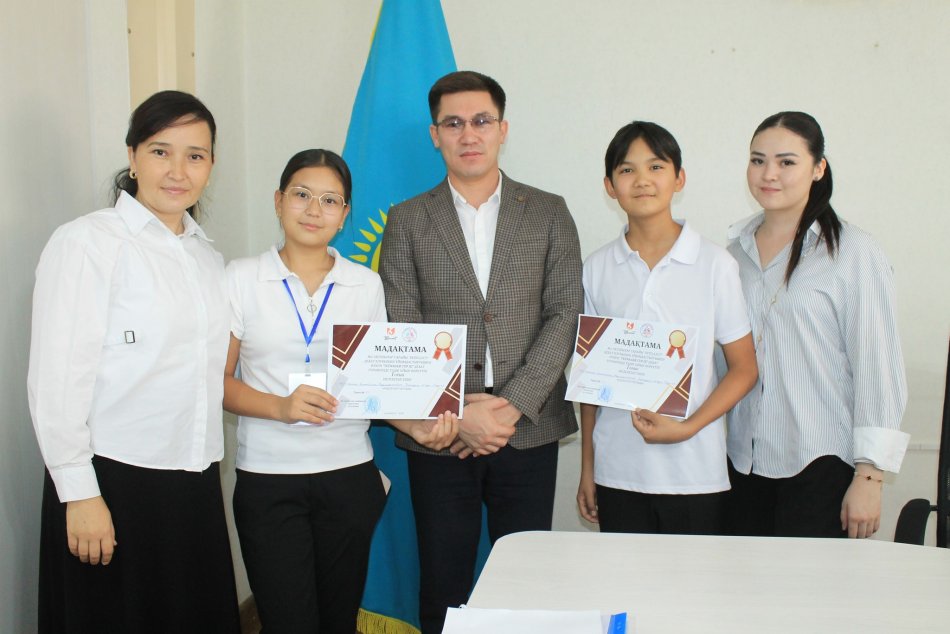 " TEENAGER CUP III" дебат  туринирі